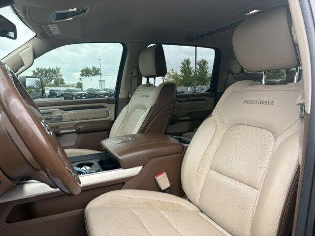 Used 2020 Diamond Black Crystal Pearlcoat Ram Laramie image 2