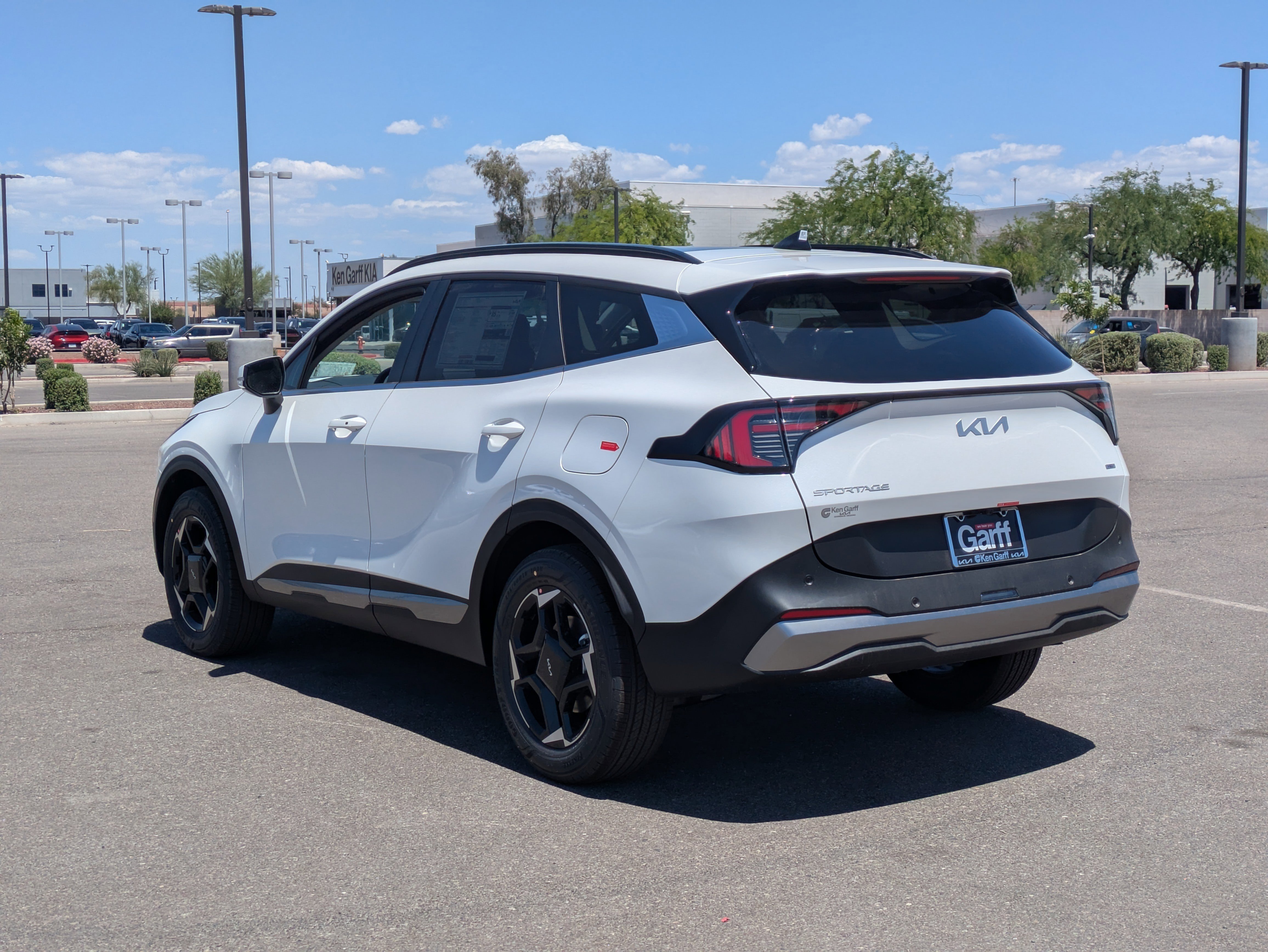 New 2026 Snow White Pearl Kia EX image 3