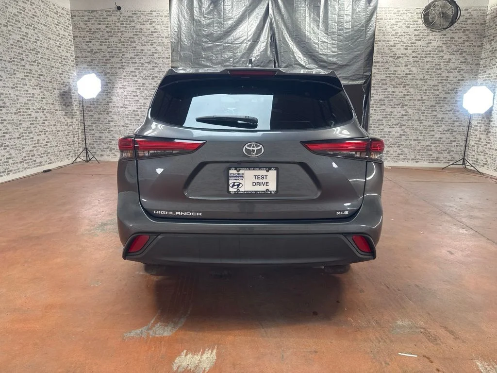Used 2023 Gray Toyota XLE image 6