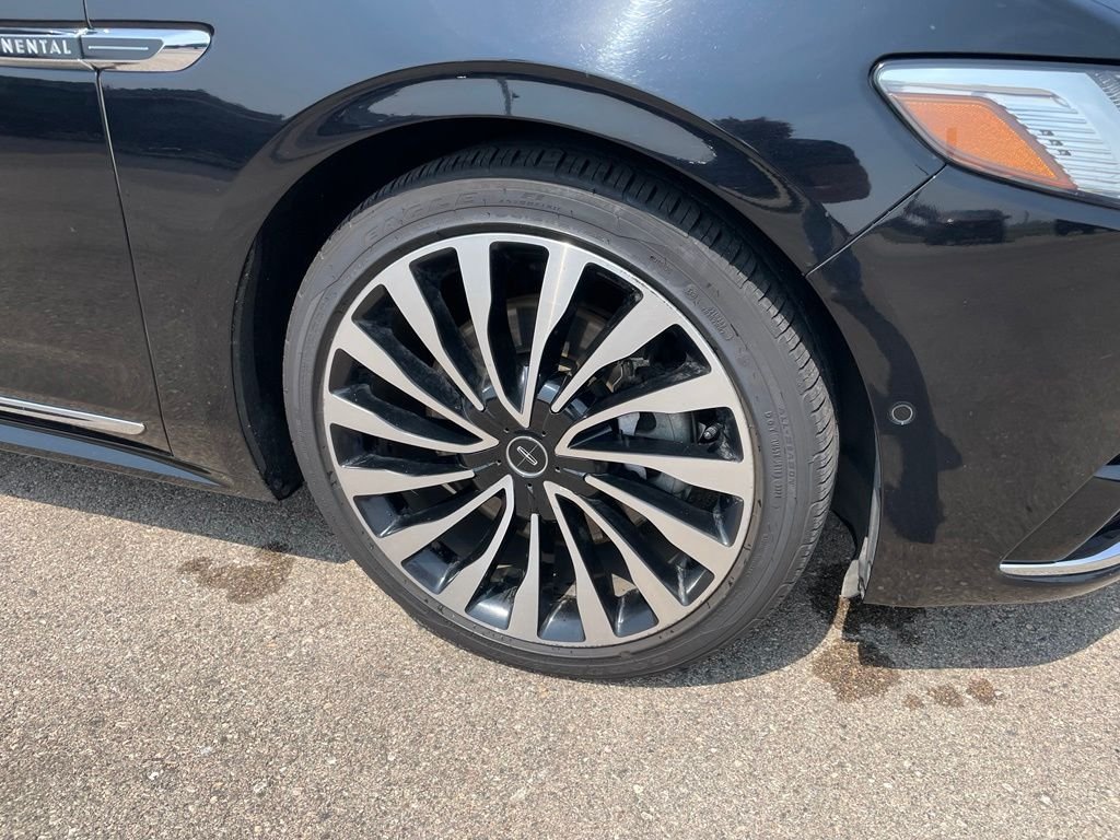 Used 2017 Black Lincoln Black Label image 3