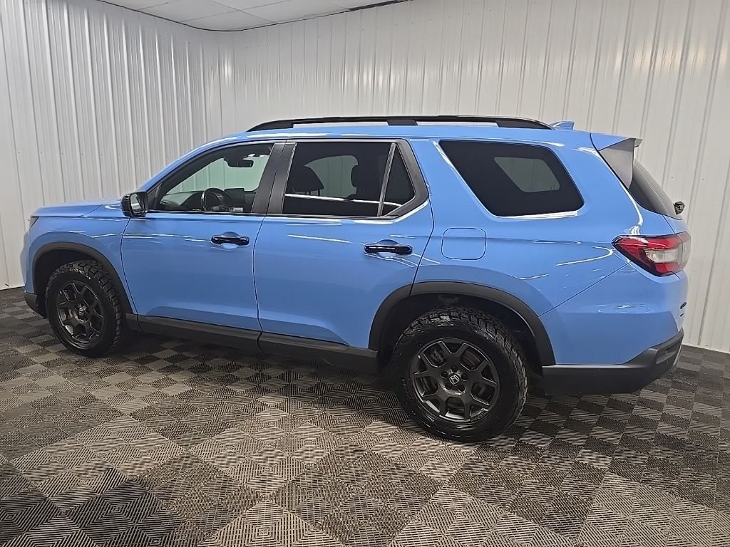 Used 2024  Honda TrailSport image 4