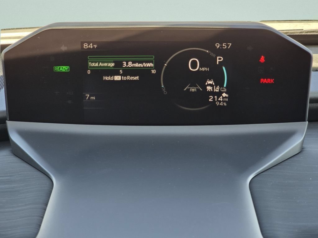 New 2026 Wind Chill Pearl Toyota SE image 12