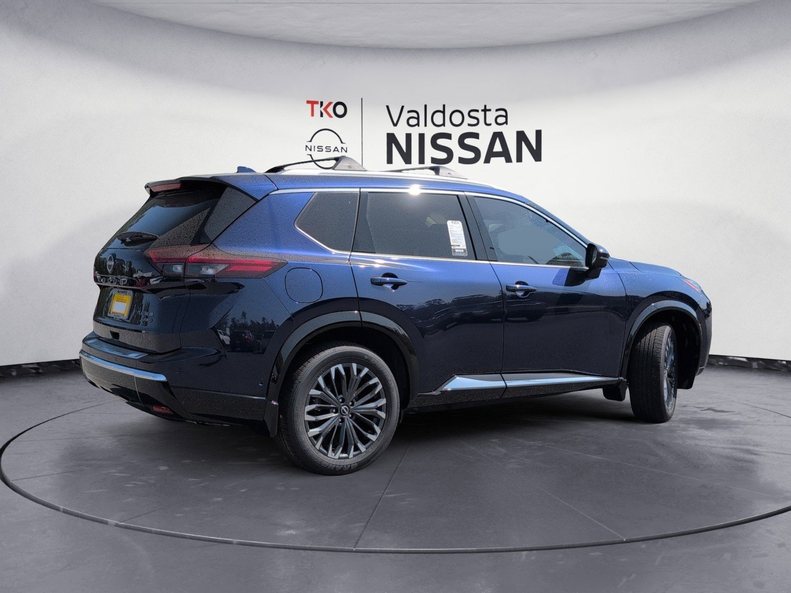 New 2026 Deep Ocean Blue Pearl Nissan Platinum image 4