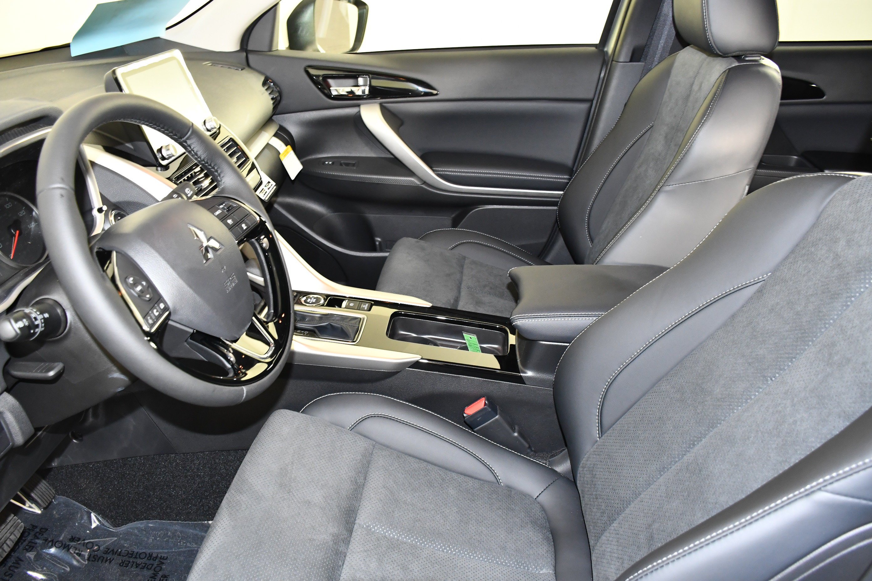 New 2026 Alloy Silver Metallic Mitsubishi SE 1.5T S-AWC image 14