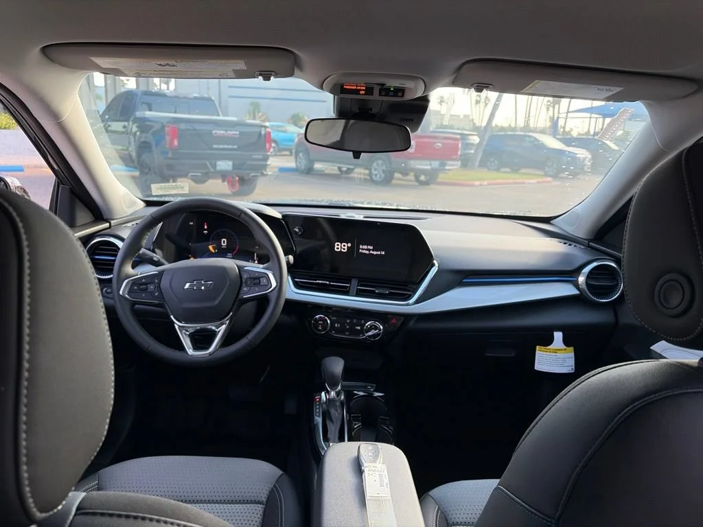 2026 Chevrolet Trax LT - Photo 11