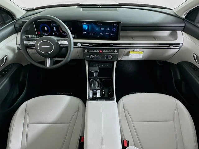 New 2026 Hyundai TUCSON SE