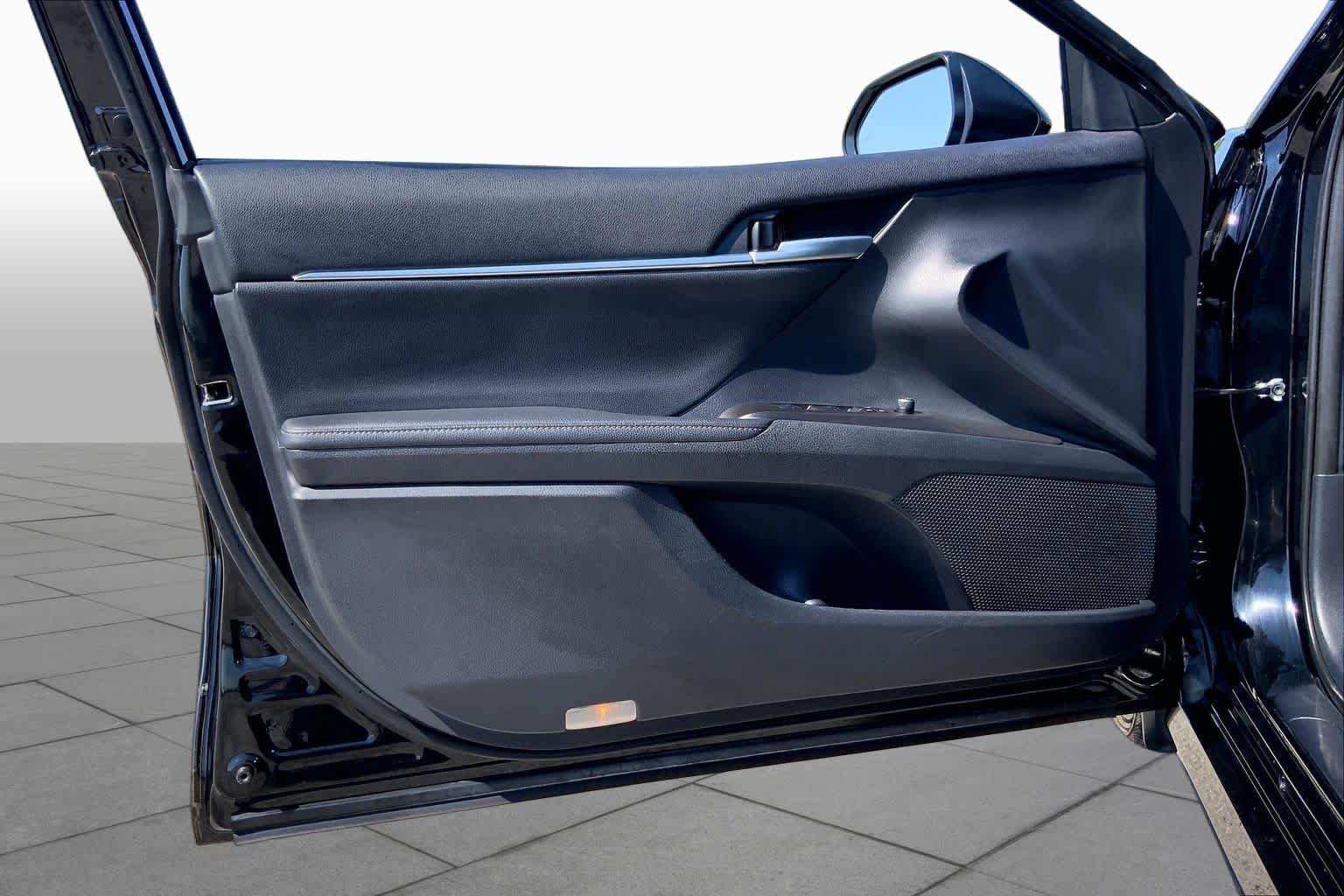 Used 2024 Midnight Black Metallic Toyota Hybrid XLE image 21