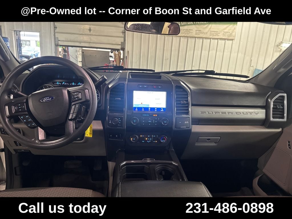 Used 2022 White Ford XLT image 18