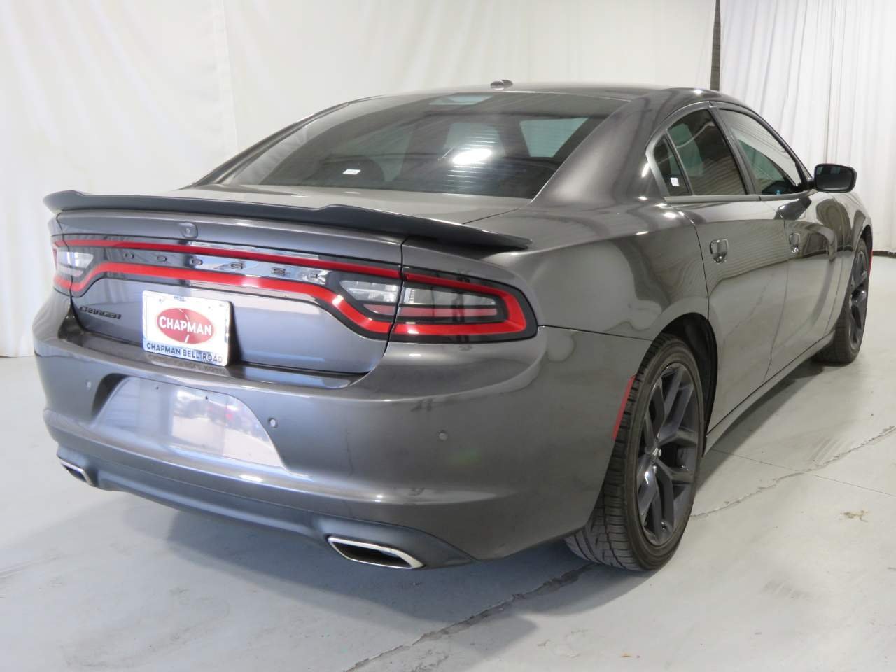 Used 2021 Granite Crystal Metallic Clear Coat Dodge SXT image 4