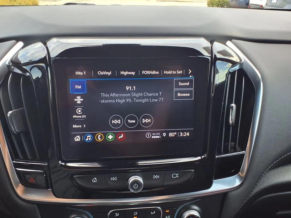 Used 2023 Gray Chevrolet LT image 29