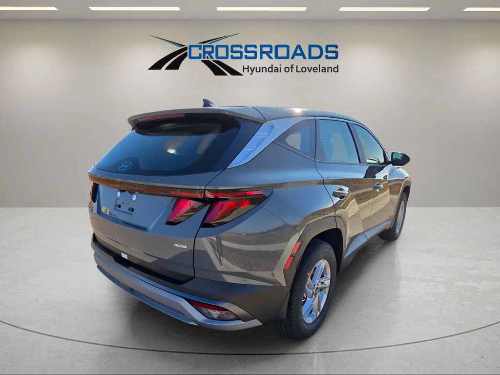 Used 2026 Hampton Gray Hyundai SE image 5