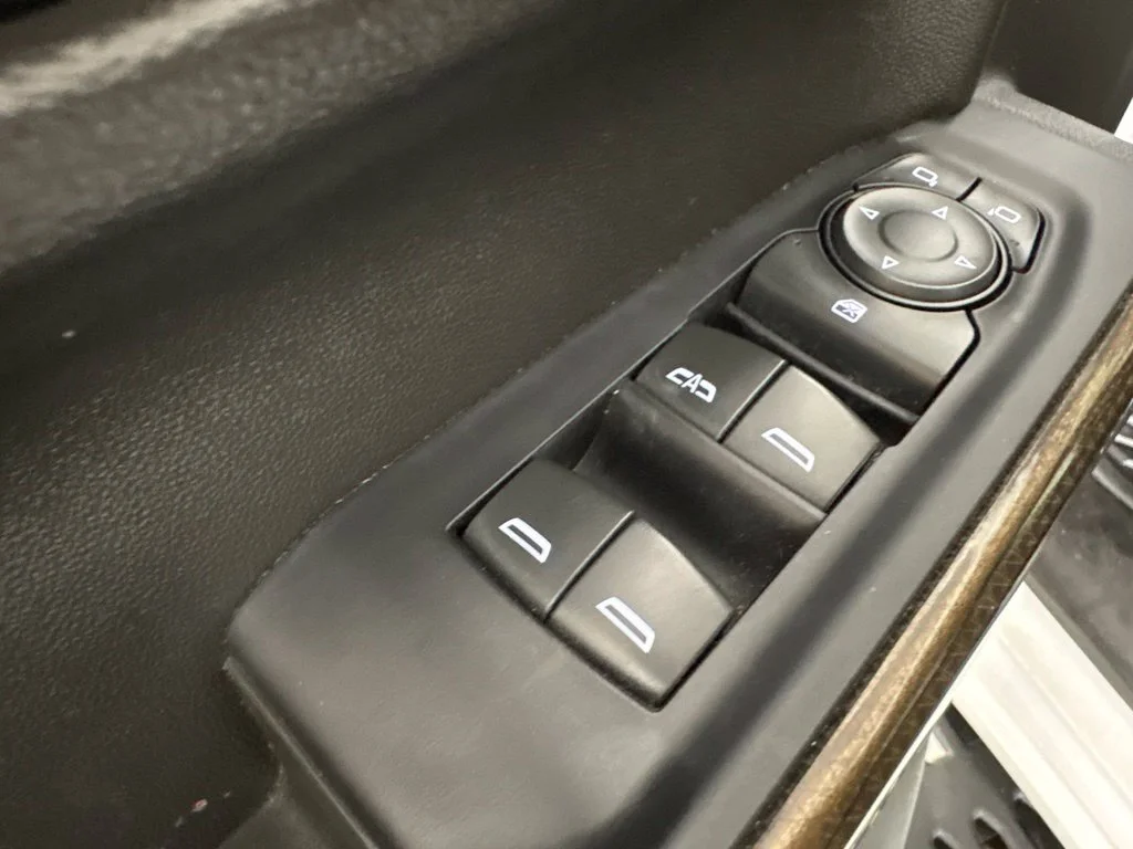 Used 2022 White Chevrolet LT Trail Boss image 25
