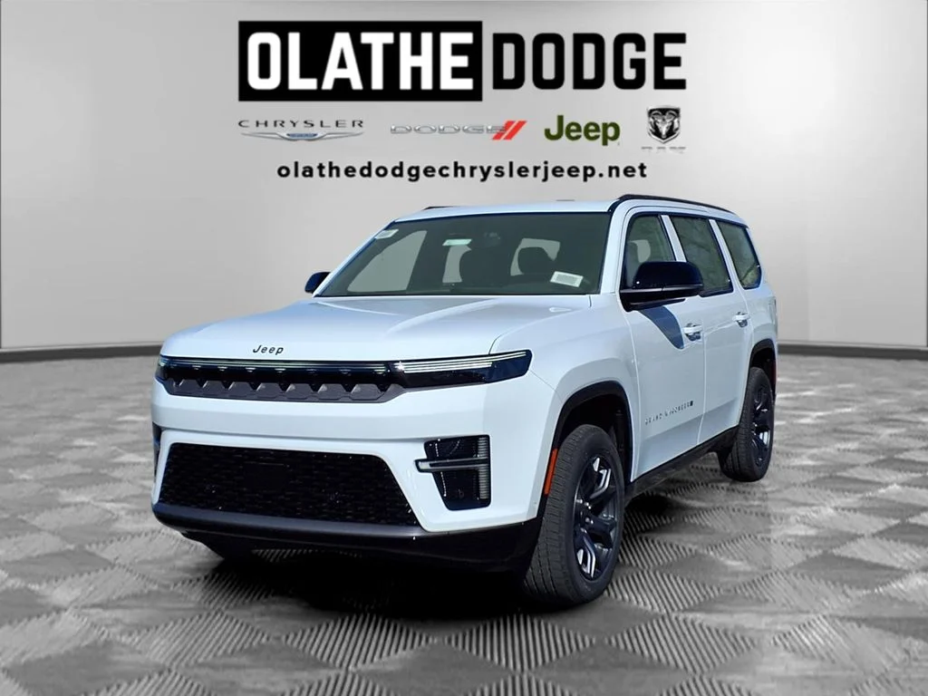 New 2026 Bright White Clear-Coat Exterior Paint Jeep Limited Altitude image 1