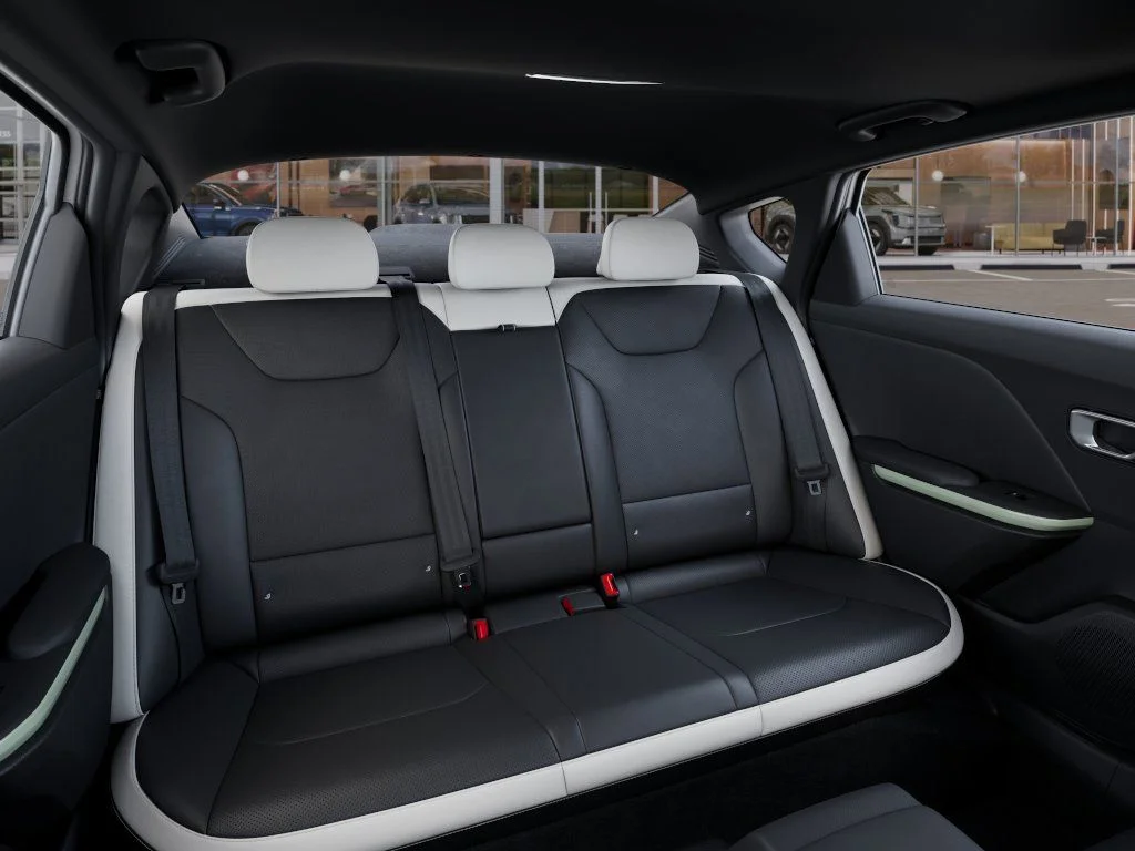 New 2026 Snow White Pearl Kia GT-Line image 19