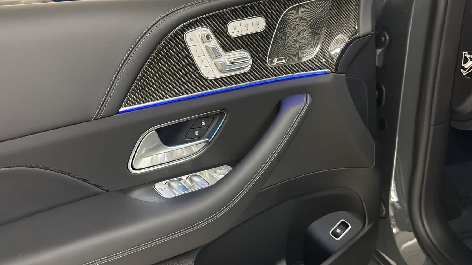 New 2026 MANUFAKTUR Silicon Grey Mercedes-Benz AMG® GLE 63 S image 16