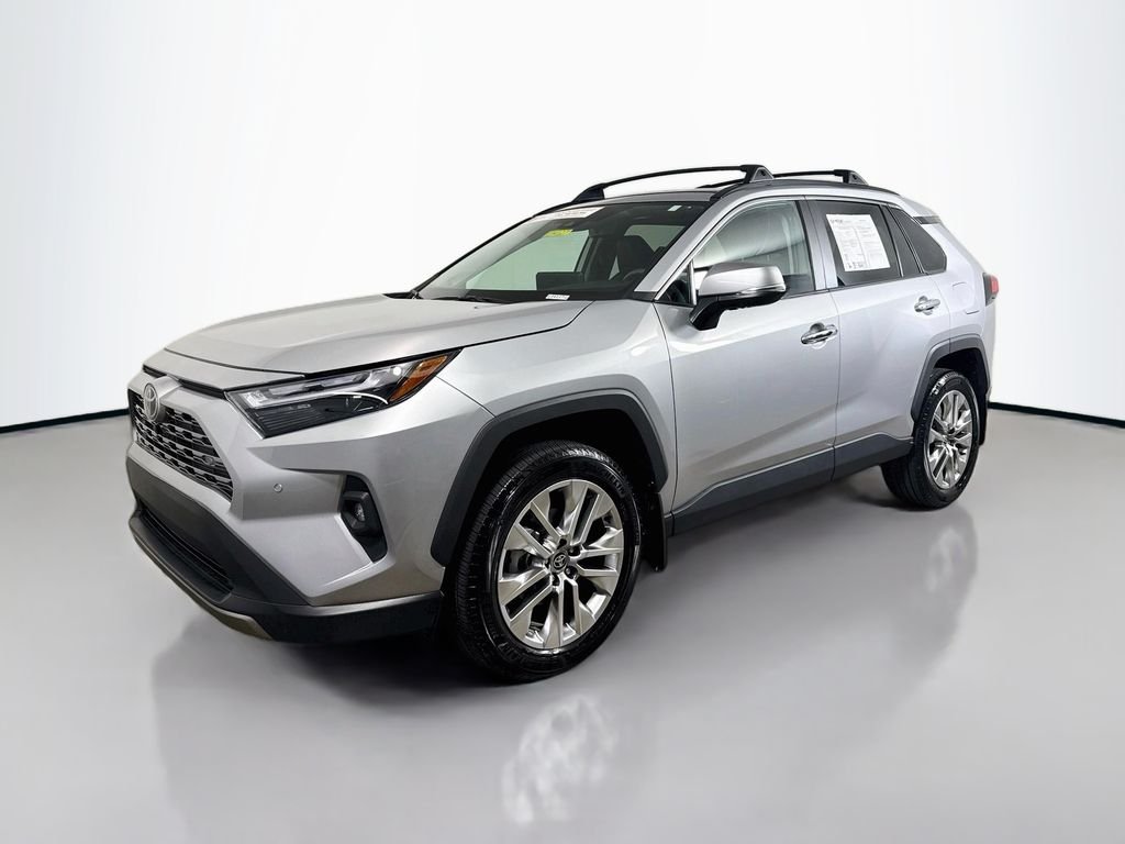Used 2025 Silver Sky Metallic Toyota Limited image 3