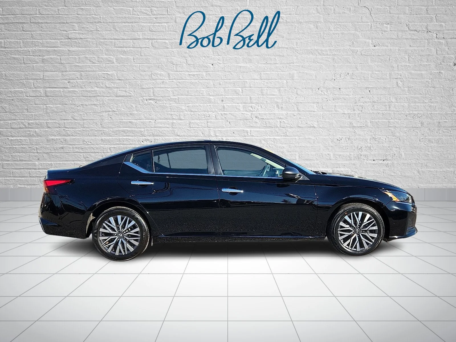 Used 2025 Super Black Nissan 2.5 SV image 7