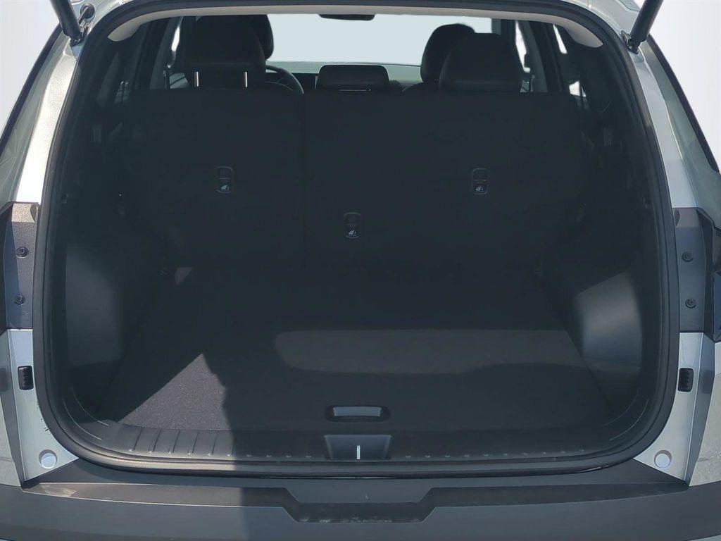 New 2026 Silver Hyundai Limited image 14