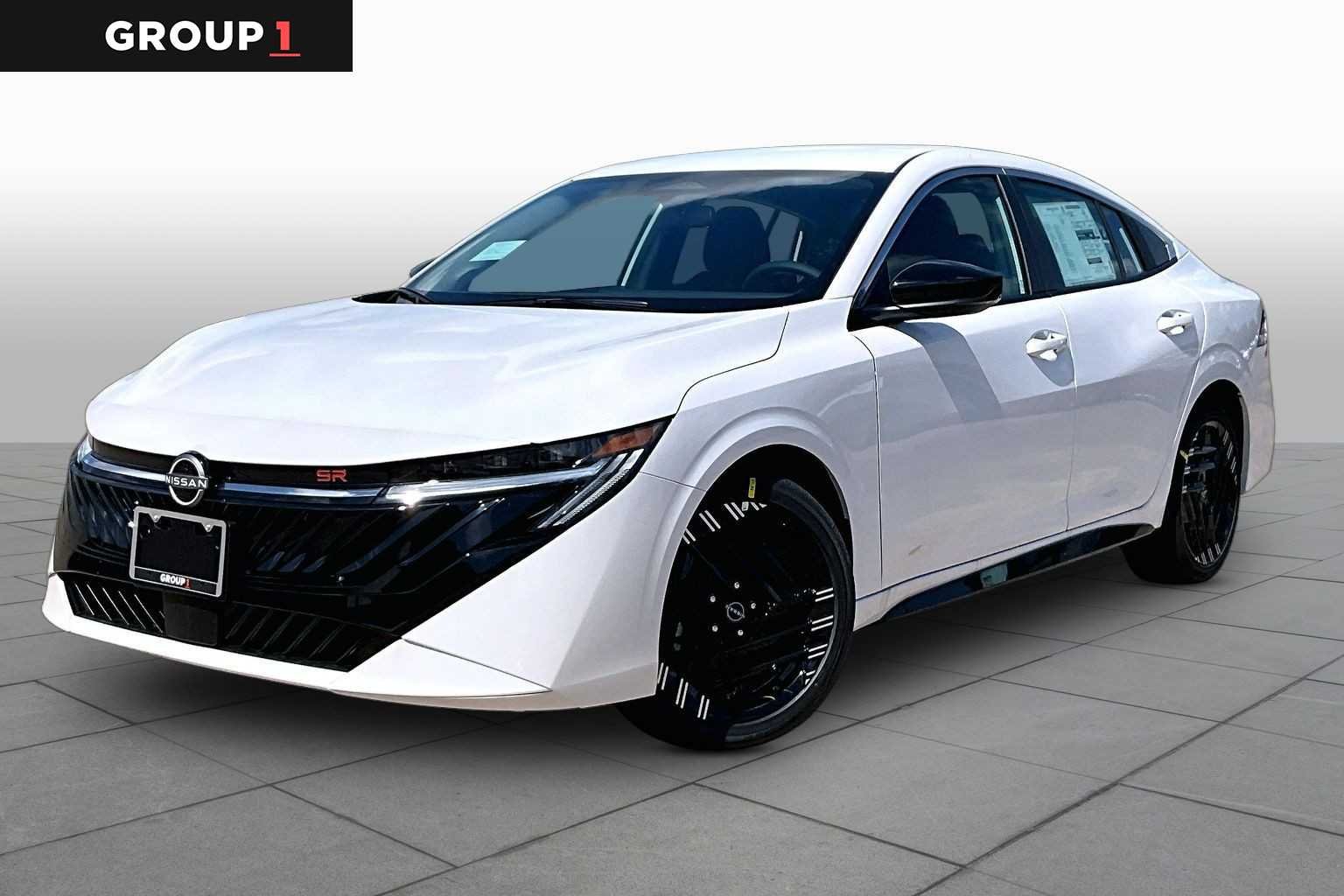 2026 Nissan Sentra SR CVT's photo