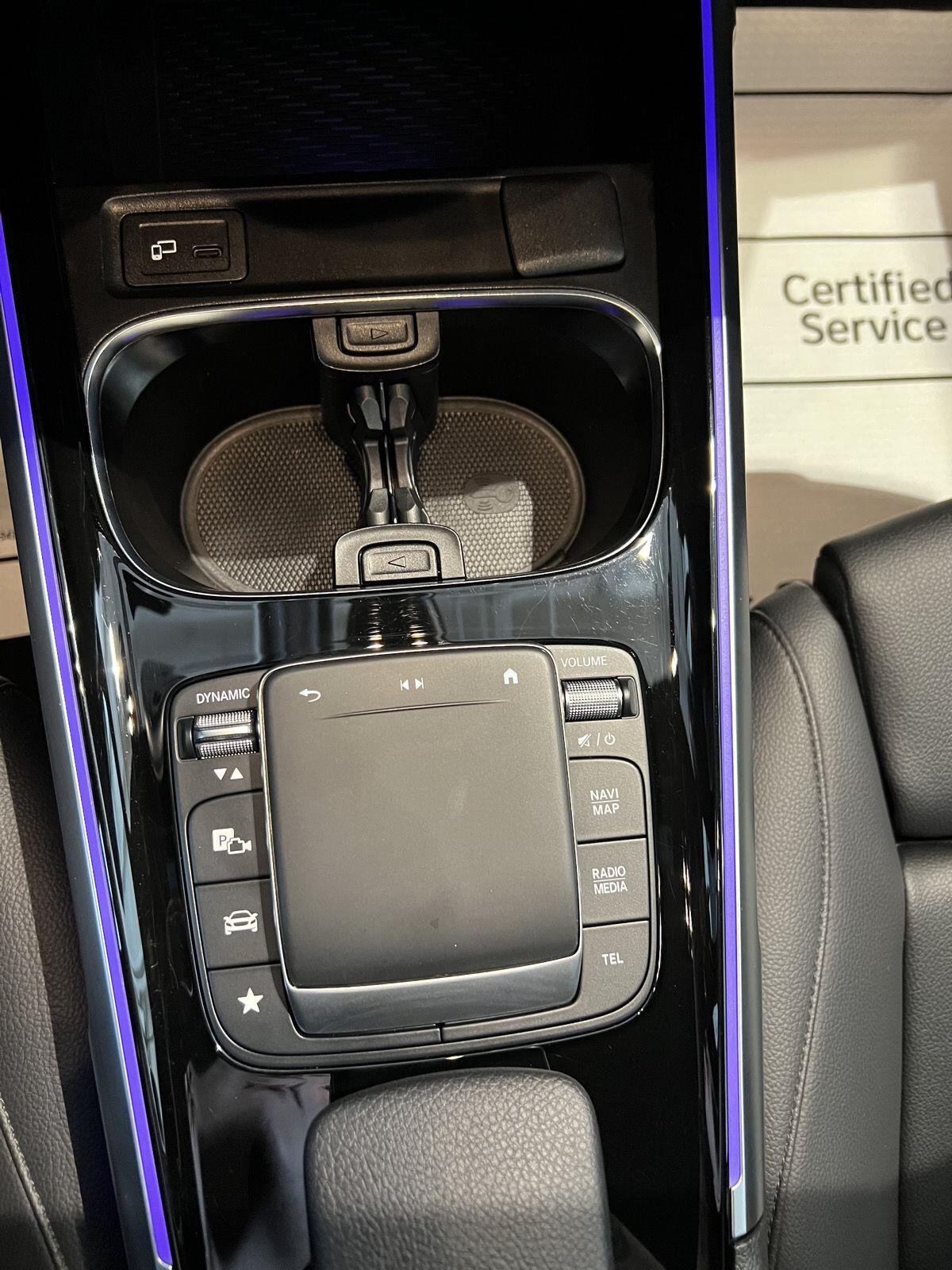 Used 2021 Mountain Grey Metallic Mercedes-Benz GLB 250 image 19