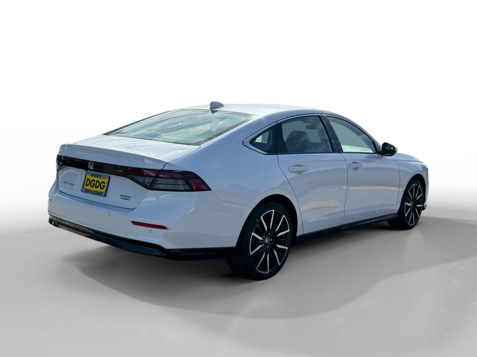 New 2026 Platinum White Pearl Honda Touring image 5