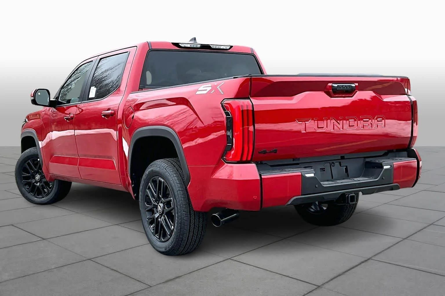 2026 Toyota Tundra SR5 - Photo 11