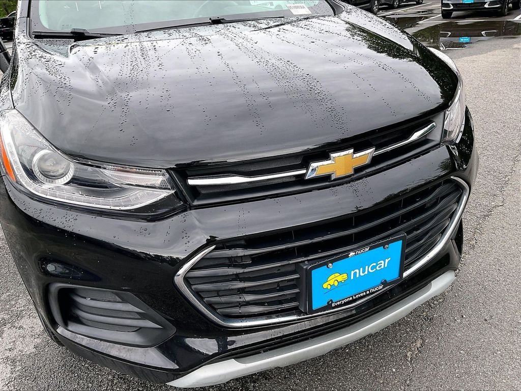 Used 2022 Black Chevrolet LT image 25