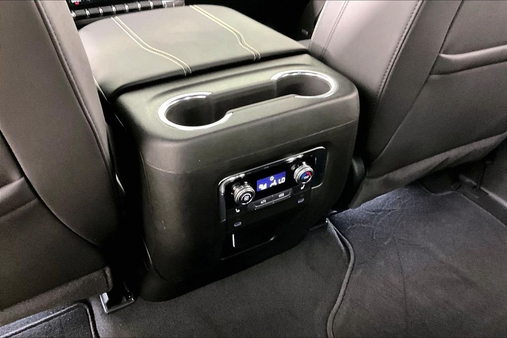 Used 2025 Black GMC Elevation image 9
