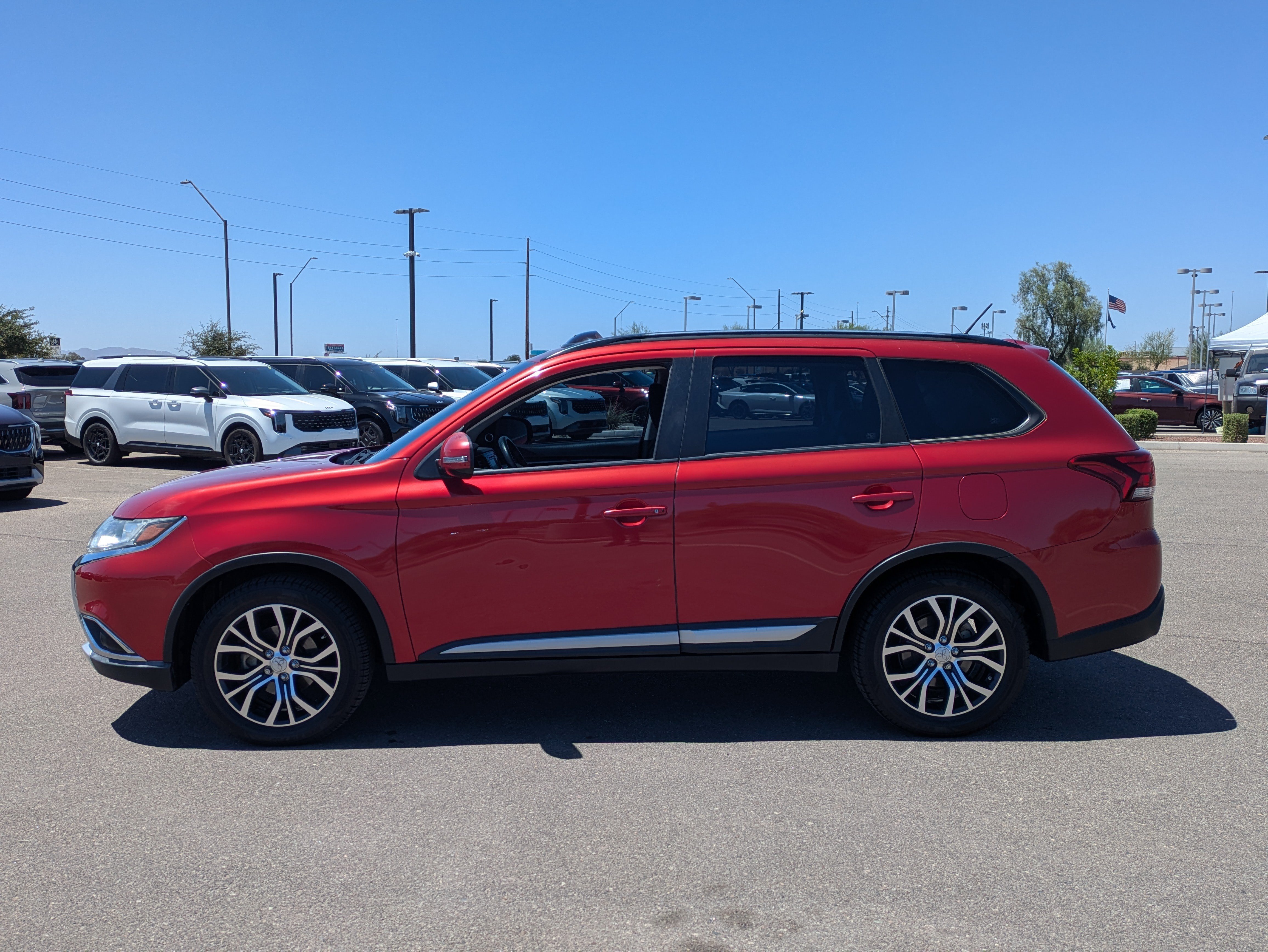 Used 2016 Mitsubishi Outlander SEL with VIN JA4AD3A33GZ007527 for sale in Avondale, AZ