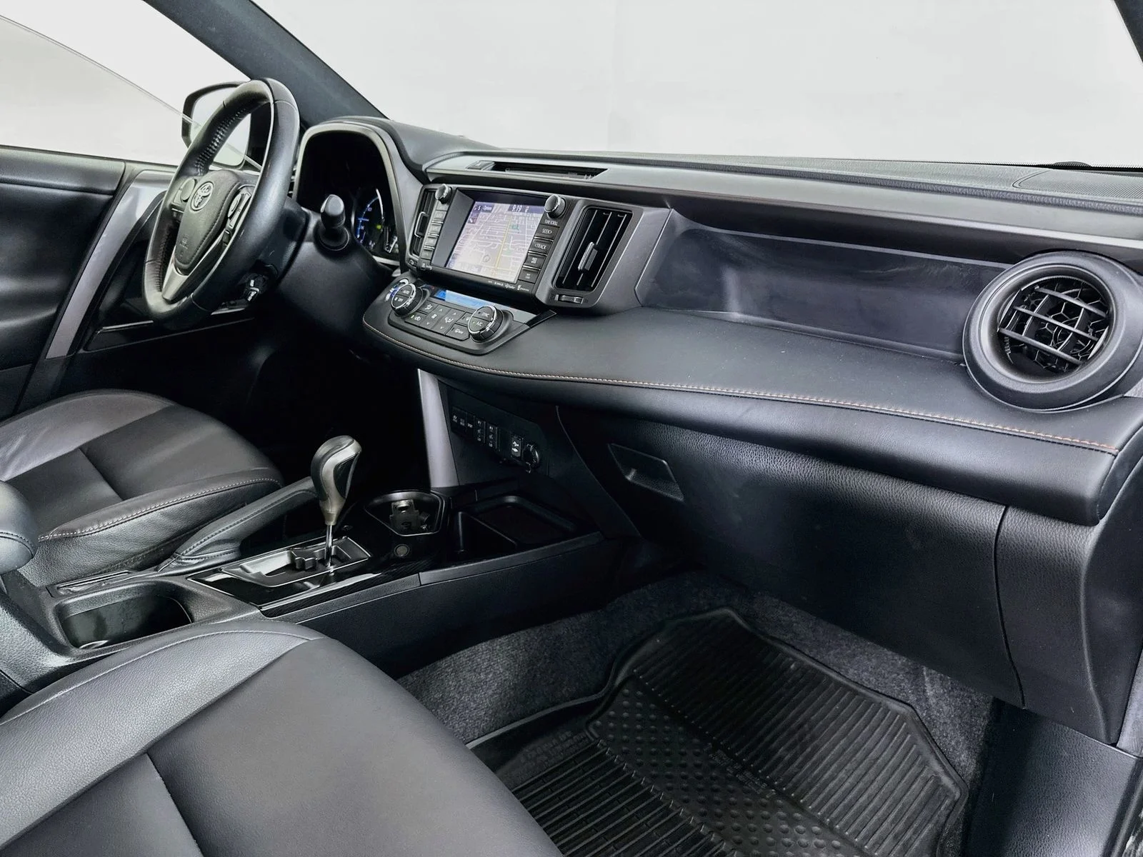 Certified Used 2018 Black Toyota SE image 29