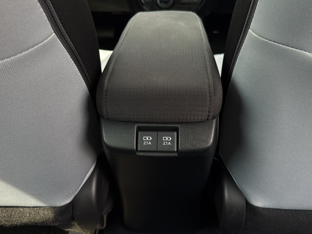 Used 2022 Pearl Toyota LE image 20