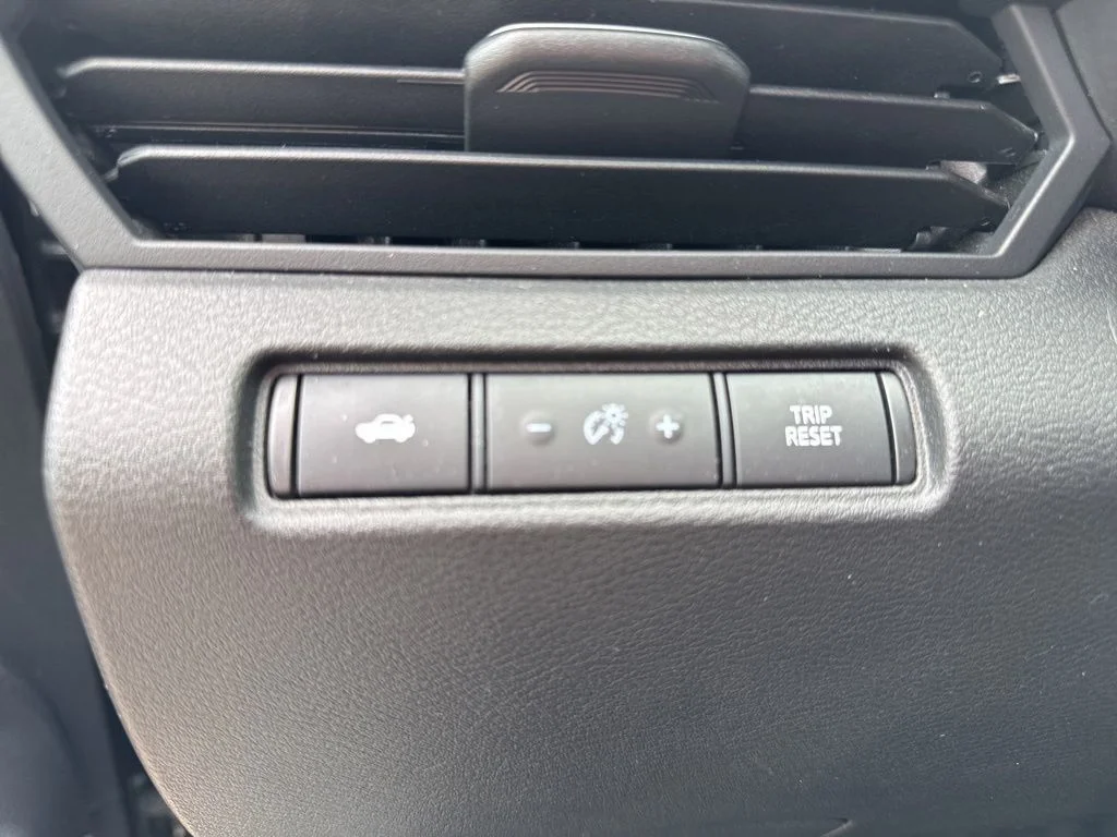 Used 2025 Gray Nissan 2.5 SV image 14