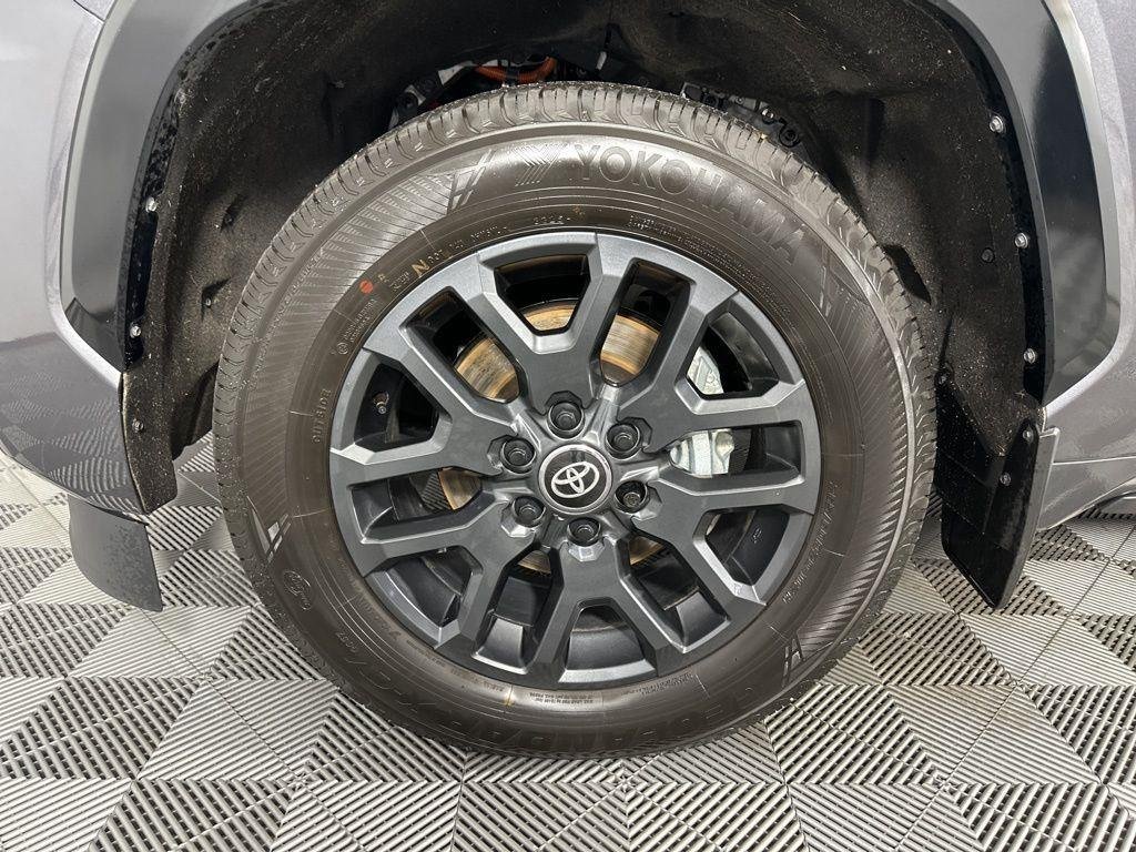 2026 Toyota Sequoia Platinum - Photo 11