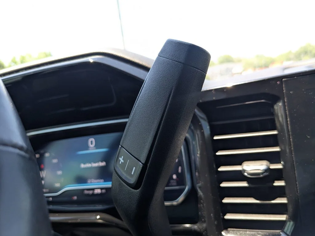 Used 2022 Summit White Chevrolet LT image 20