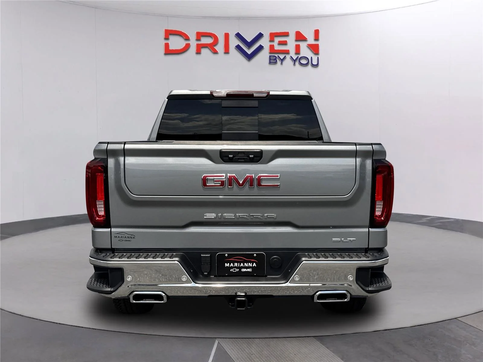 New 2026 Sterling Metallic GMC SLT image 5