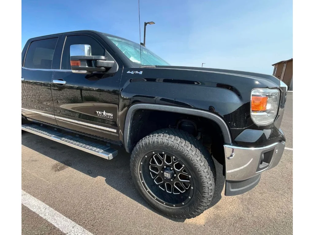 Used 2015 Onyx Black GMC SLT image 11