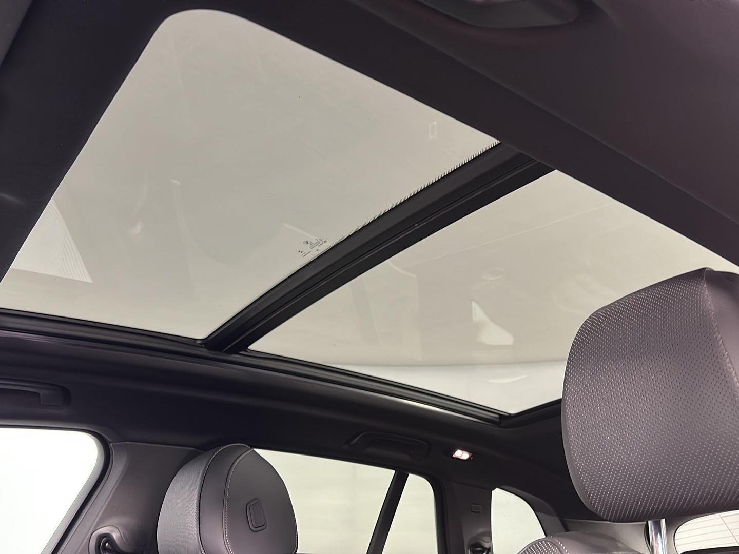 Used 2024 Skyscraper Grey Metallic BMW xDrive40i image 12