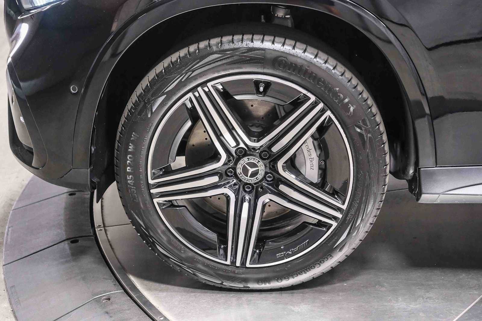 Certified Used 2023 Black Mercedes-Benz GLC 300 image 10