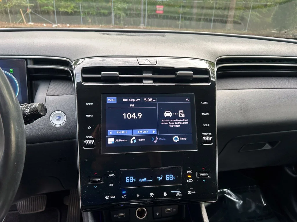 Used 2022 Gray Hyundai SEL image 19