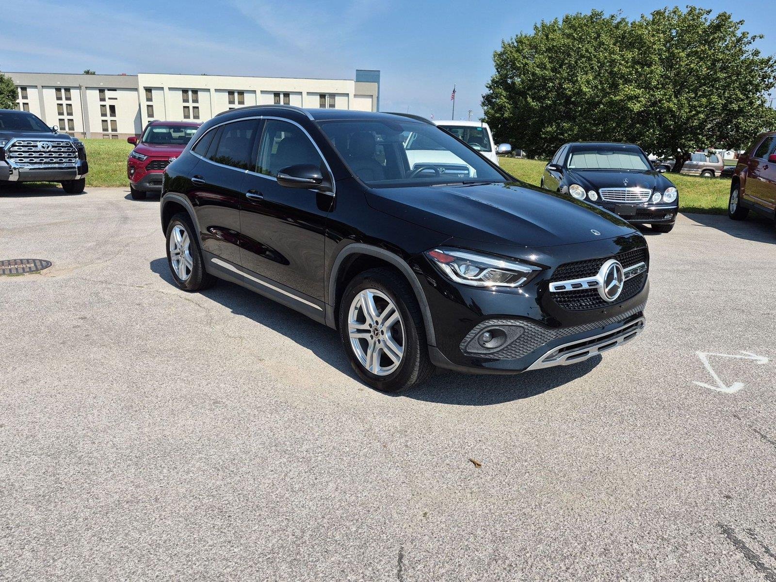 Used 2021 Night Black Mercedes-Benz GLA 250 image 7