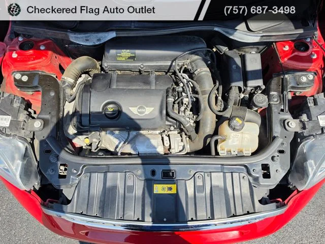 Used 2015 Blazing Red MINI Base image 15