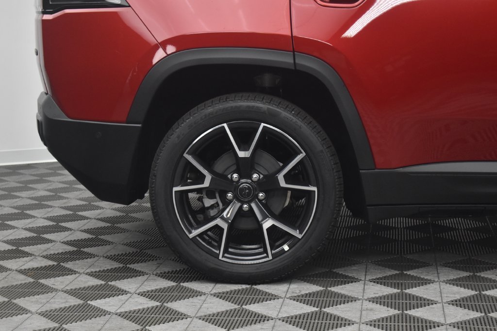 New 2026 Red Hot Pearl-Coat Exterior Paint Jeep Overland image 11