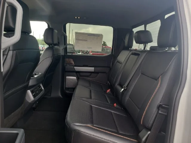 New 2026 Avalanche Ford Lariat image 14