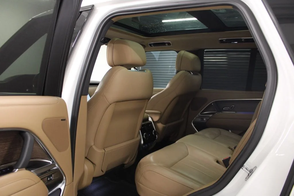 Certified Used 2023 White Land Rover SE image 33