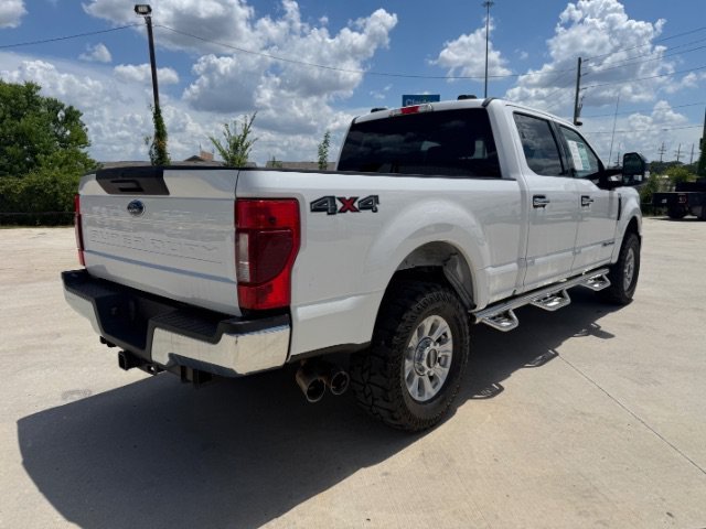 Used 2021 White Ford XLT image 5