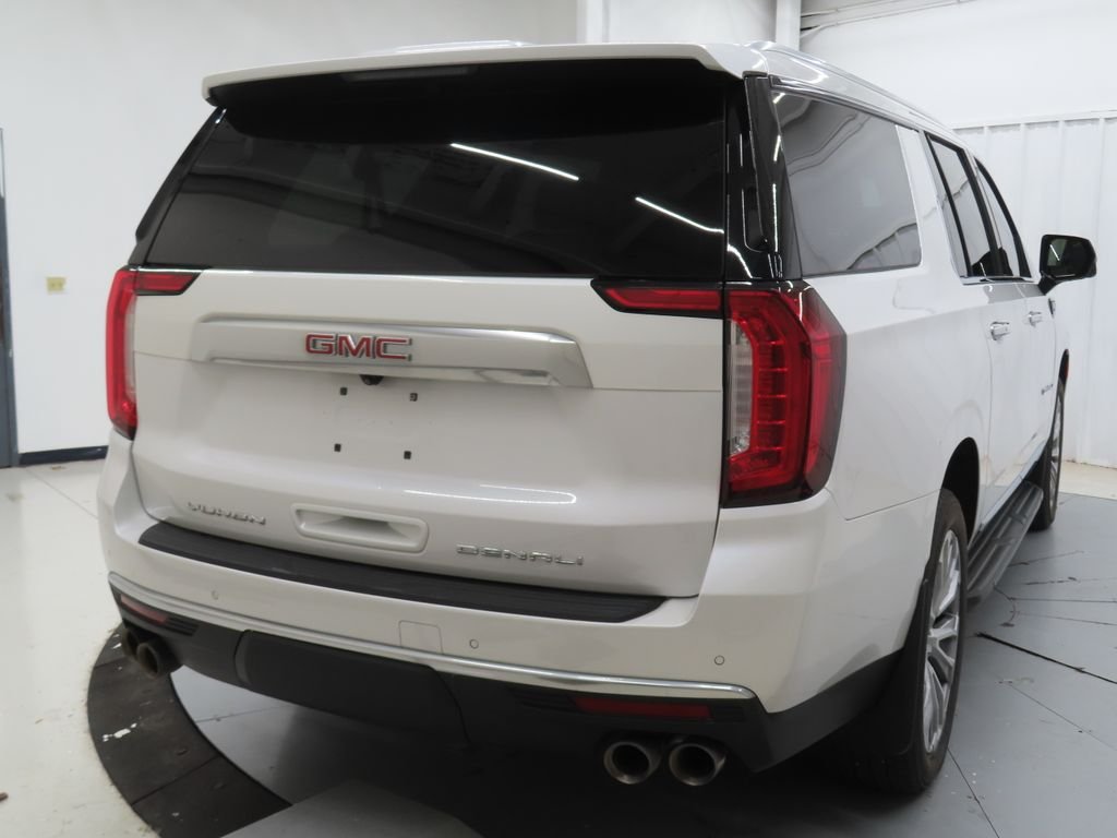 Used 2023 White GMC Denali image 3