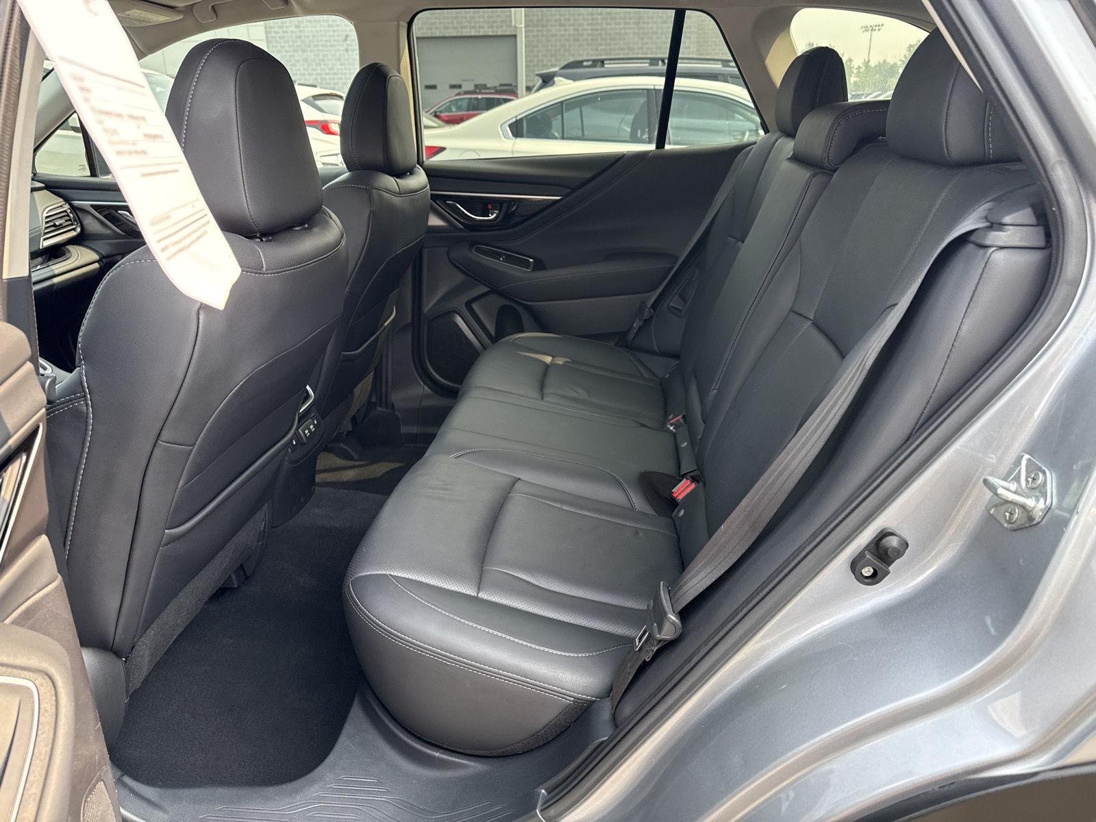 Used 2022 Ice Silver Metallic Subaru Limited XT image 37