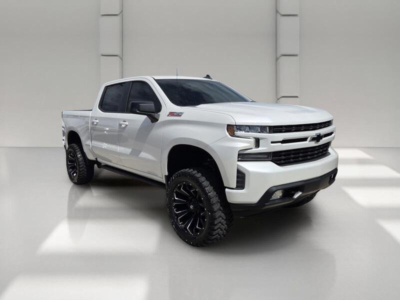 Used 2021 Pearl CHEVROLET 4WD CREW CAB 147" RST image 7