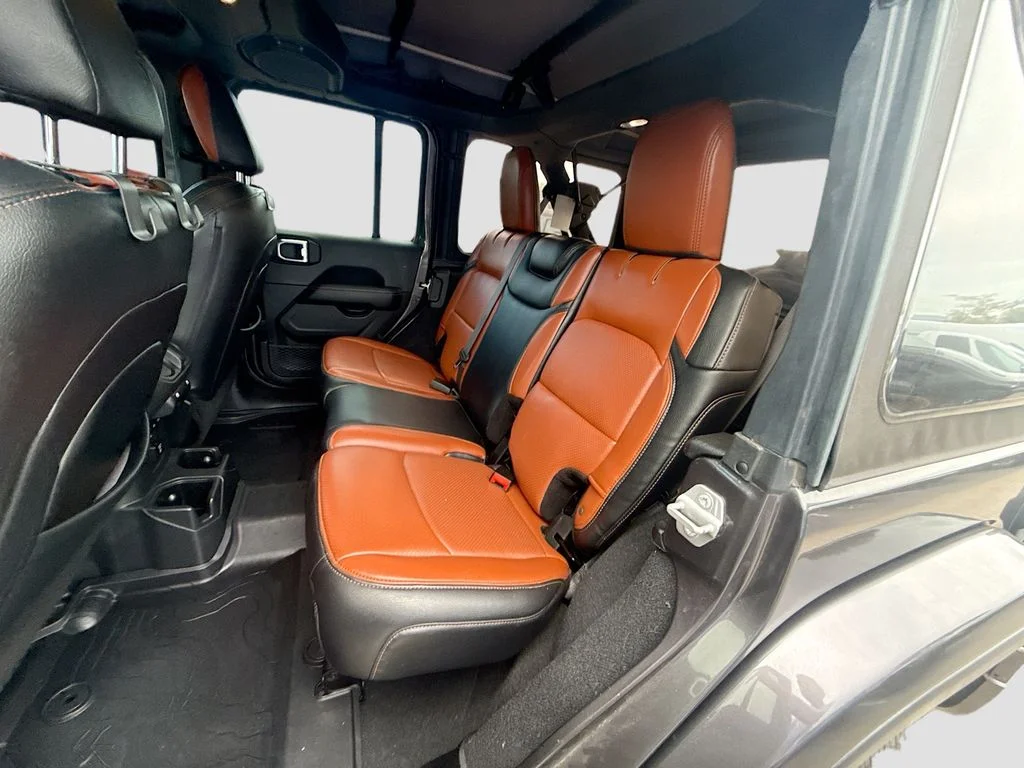 Used 2022 Gray Jeep Unlimited Sahara image 27