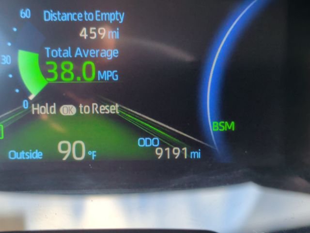 Certified Used 2025 Silver Toyota XLE image 22